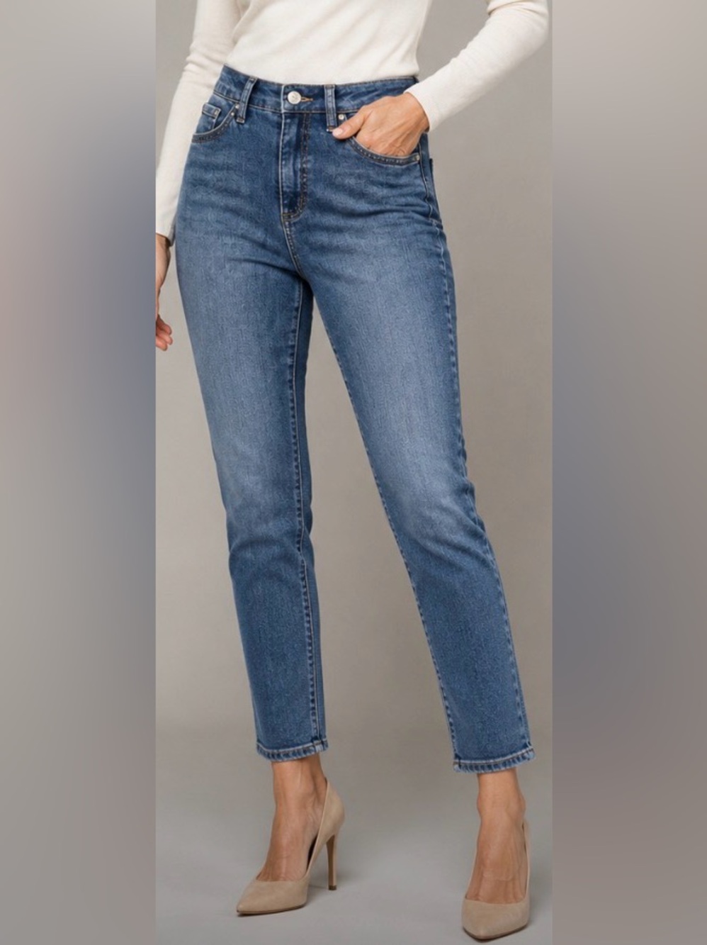 Joseph Ribkoff High-Rise Jewel Embellished Jeans in Blue Wash Size 6